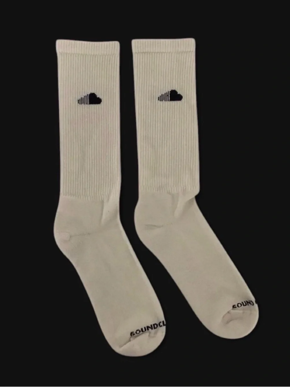 SOUND CLOUD CREAM/BLACK SOCKS ONE SIZE NWT